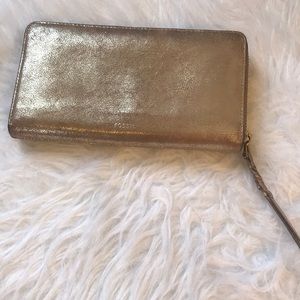Excellent condition large Fossil wallet
